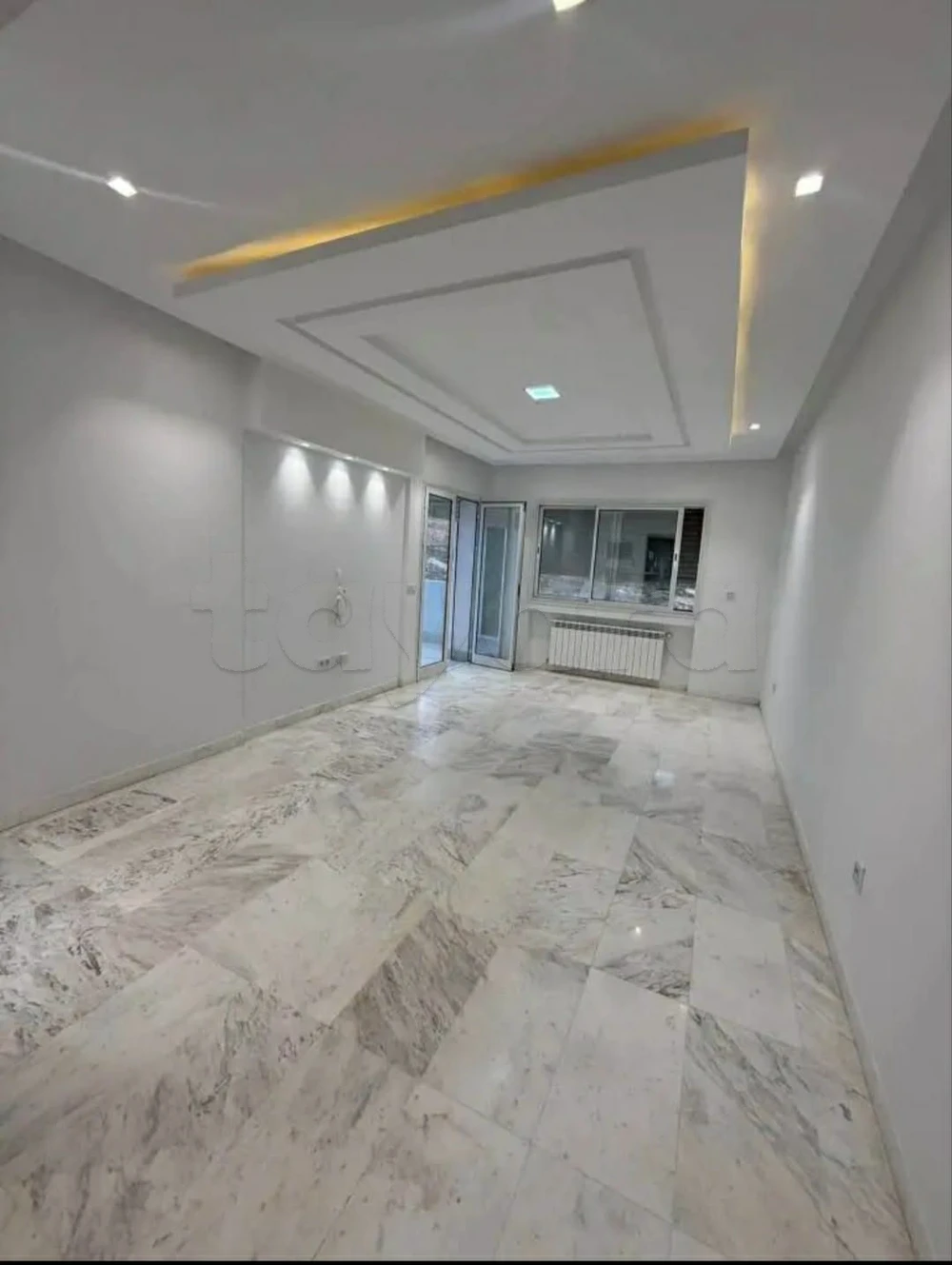 A LOUER APPARTEMENT S4 - ENNASER AVEC PARKING SS