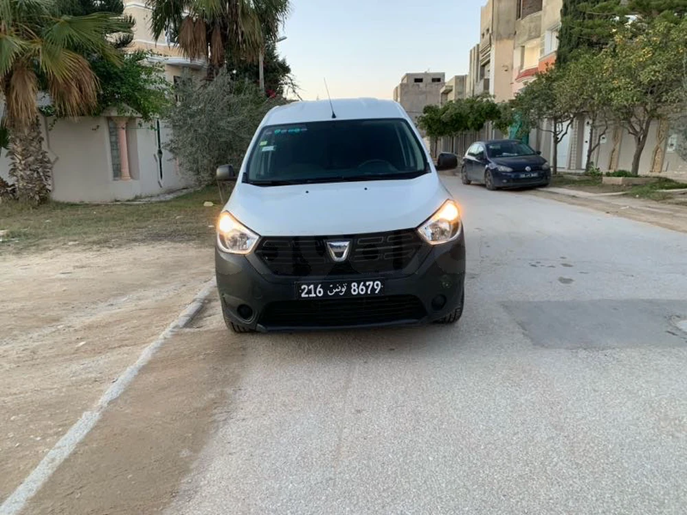 Carte voiture Dacia Dokker