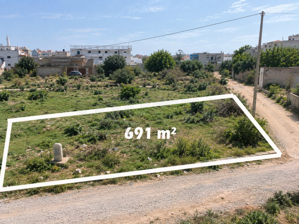 A VENDRE TERRAIN 691 M² A NABEUL.