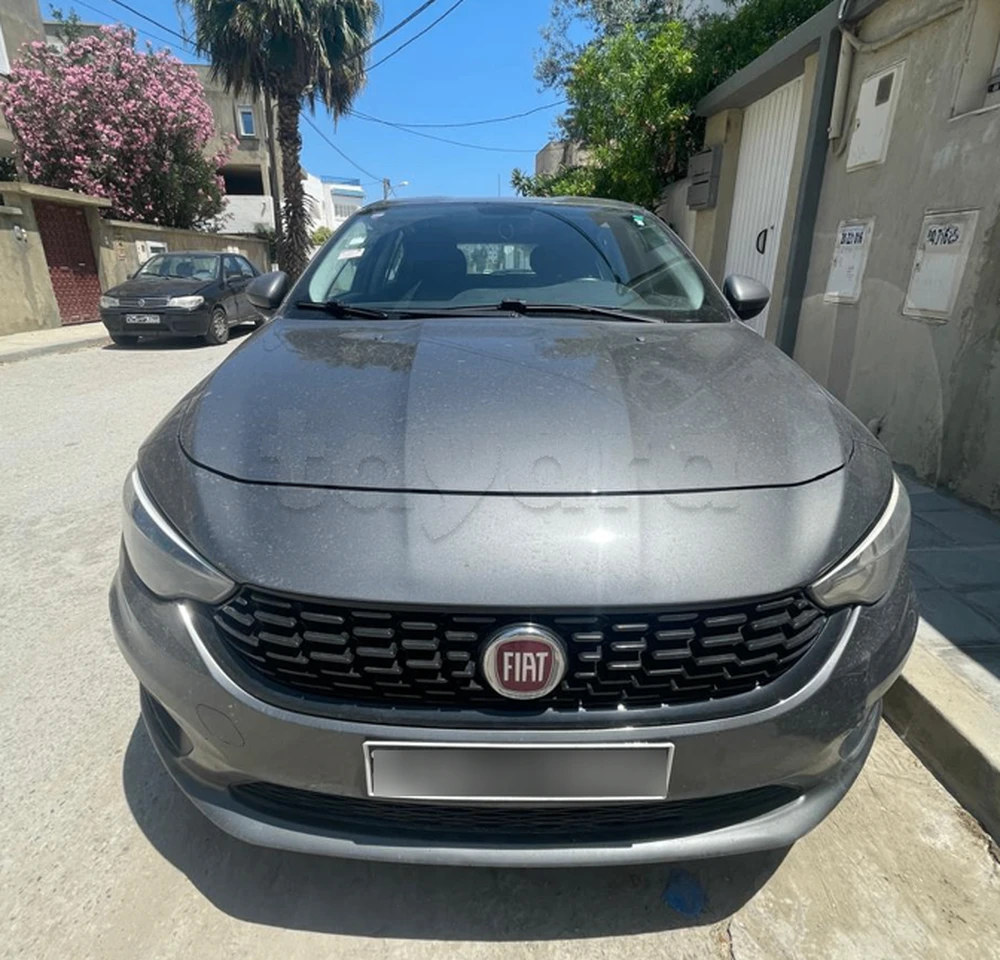 Carte voiture Fiat Tipo