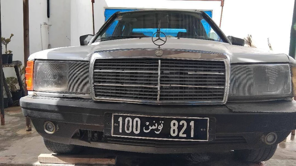 Mercedes-Benz 190