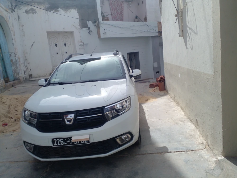 Carte voiture Dacia Logan MCV