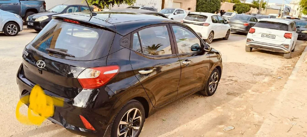 Carte voiture Hyundai i10