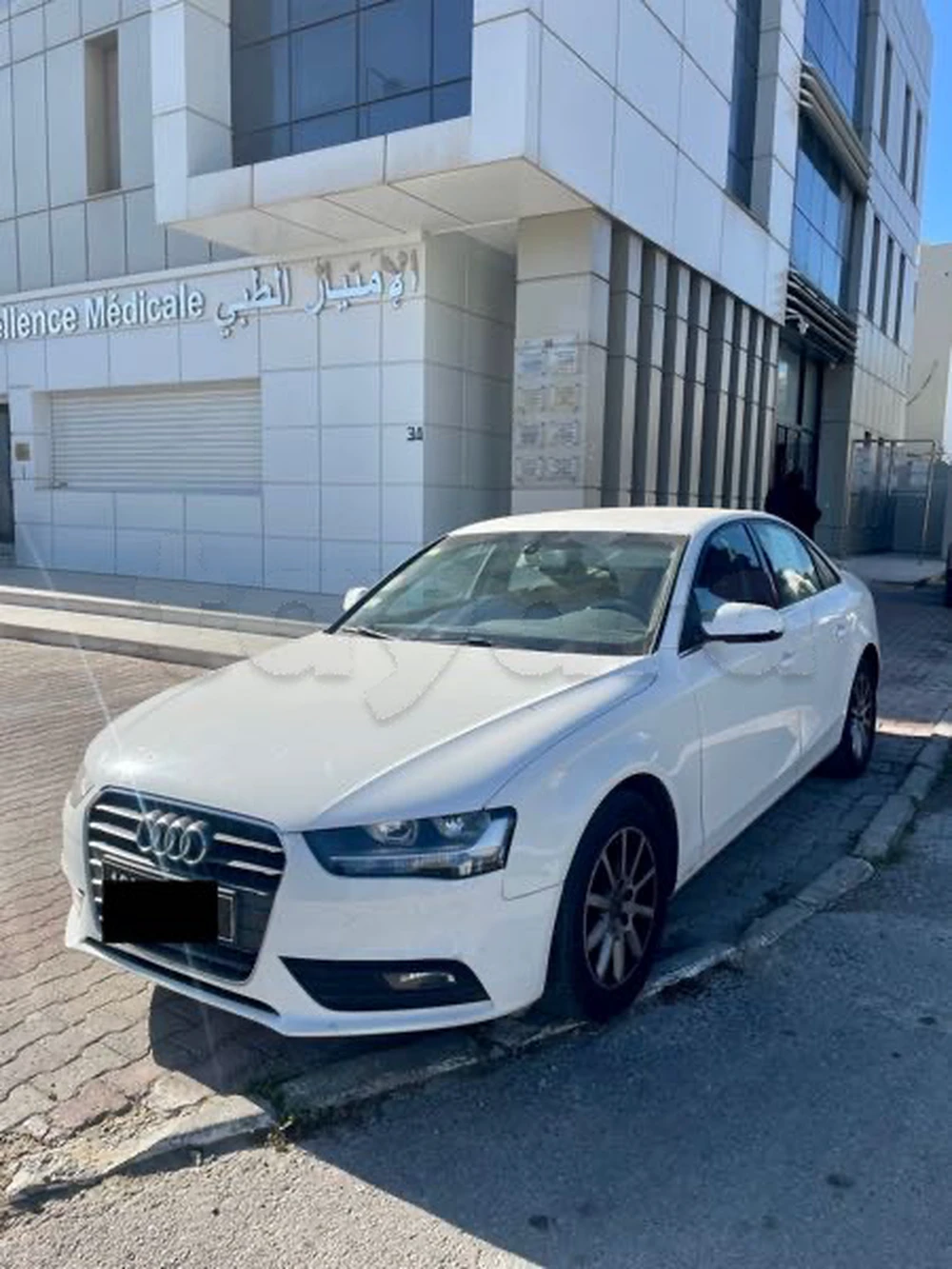 Carte voiture Audi A4