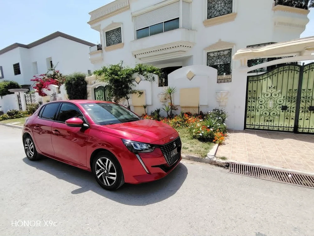 Carte voiture Peugeot 208