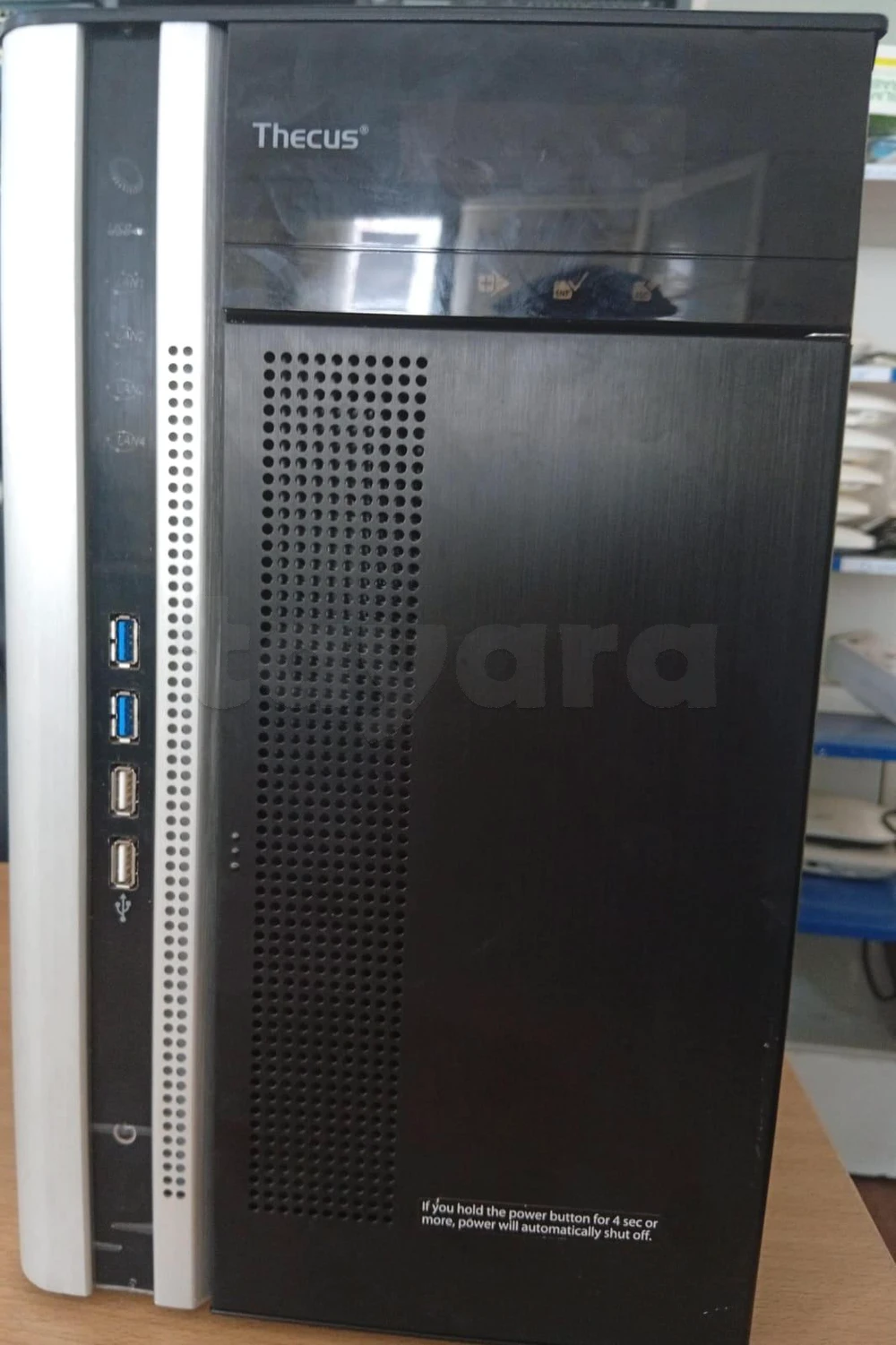 Serveur NAS Professionnel Thecus Tour / 7 Baies Extractibles Hot-Swap / Quad Port LAN