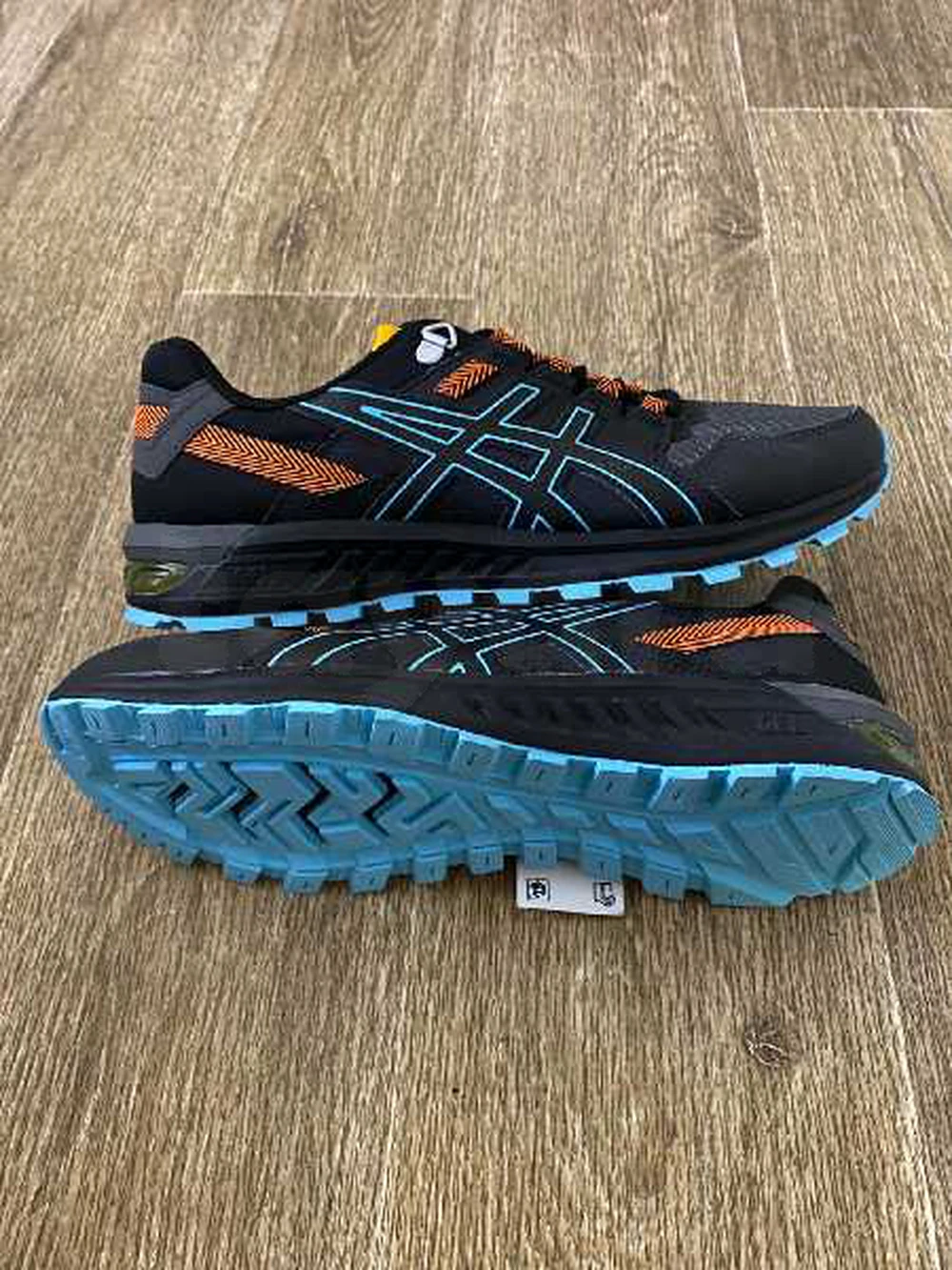 Baskets Asics Neuves (Ref: 1201A988-020) - Pointure 42.5