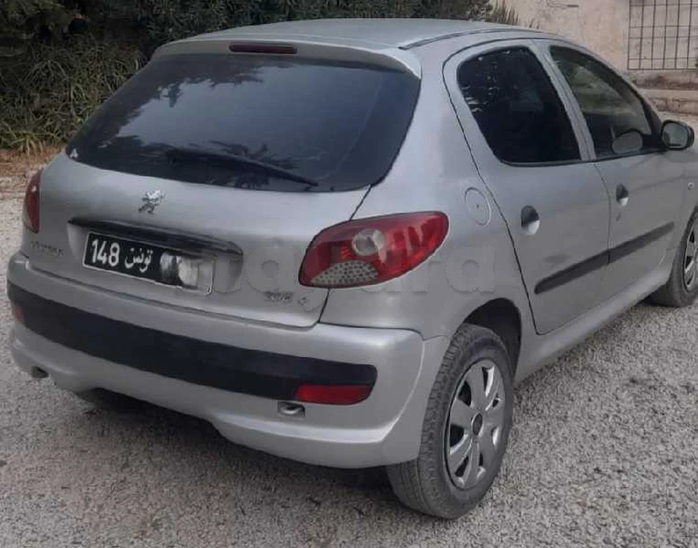 Peugeot 206