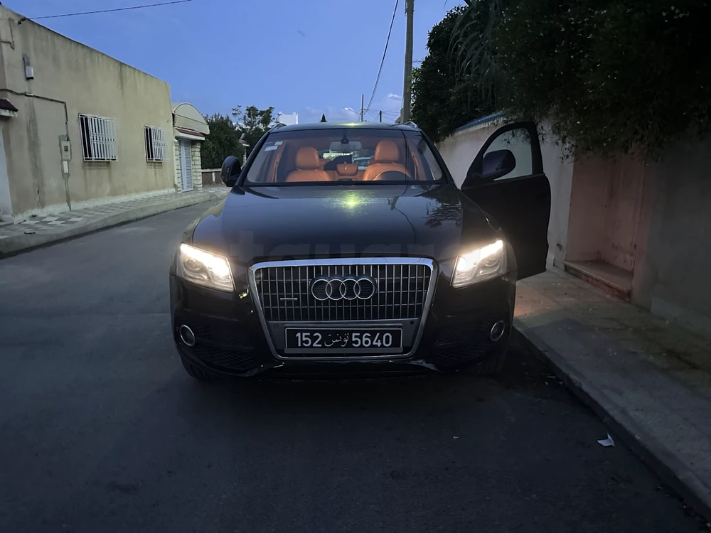 Carte voiture Audi Q5