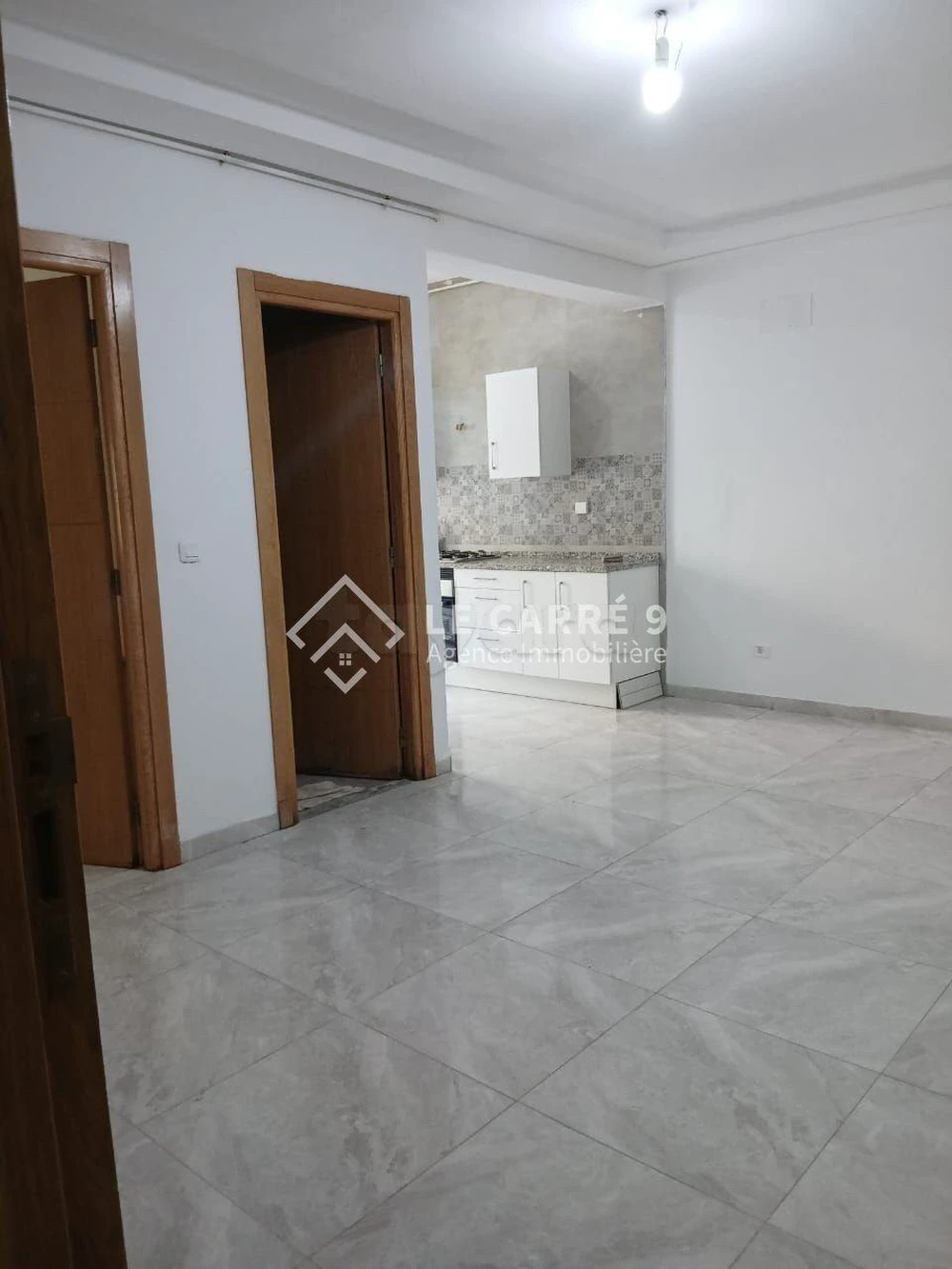 A vendre s1 à Cité Palmerais L'aouina