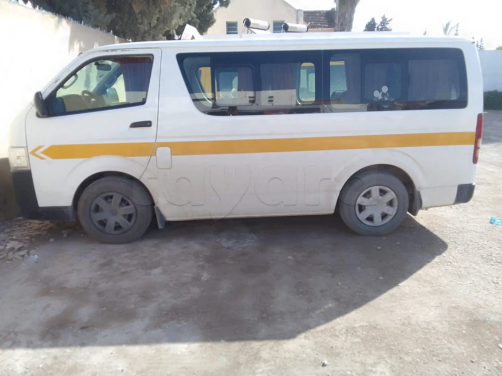 Carte voiture Toyota Hiace