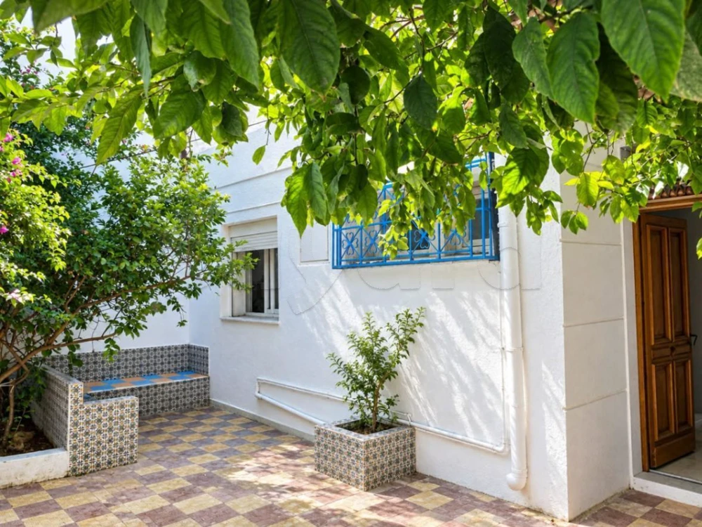 A Vendre Villa RDC à Cité Tahrir