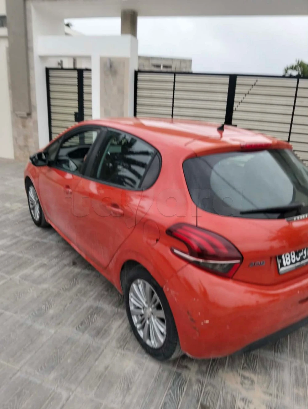 Carte voiture Peugeot 208