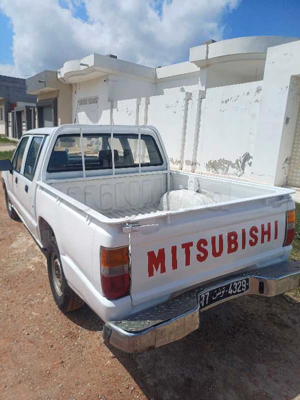 Mitsubishi L200