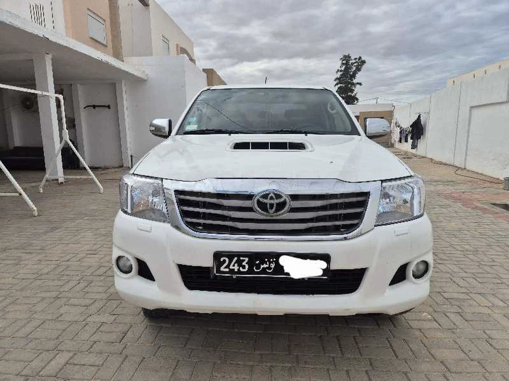 Carte voiture Toyota Hilux