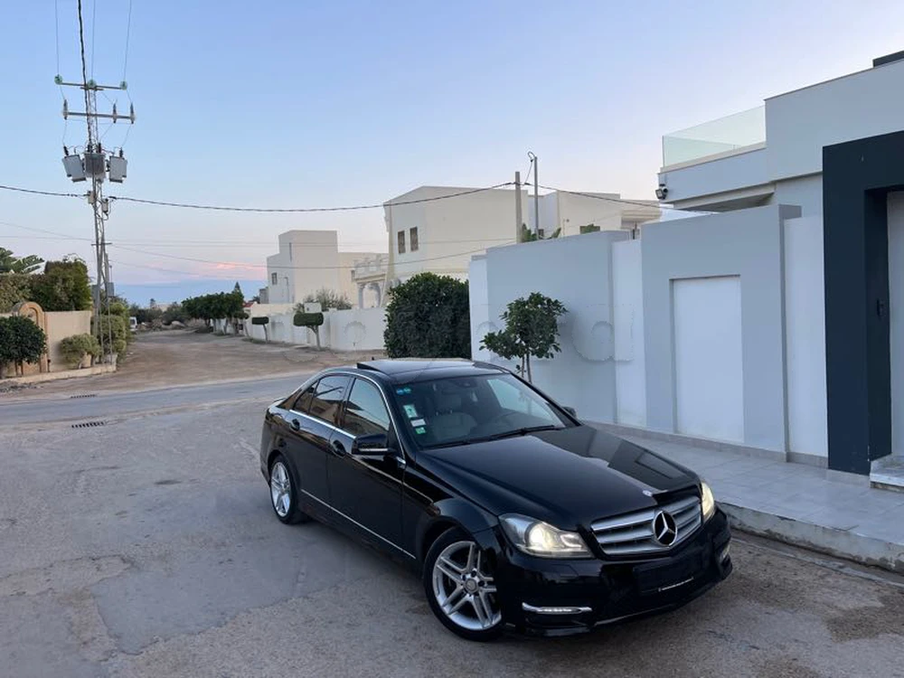 Carte voiture Mercedes-Benz Classe C Coupe