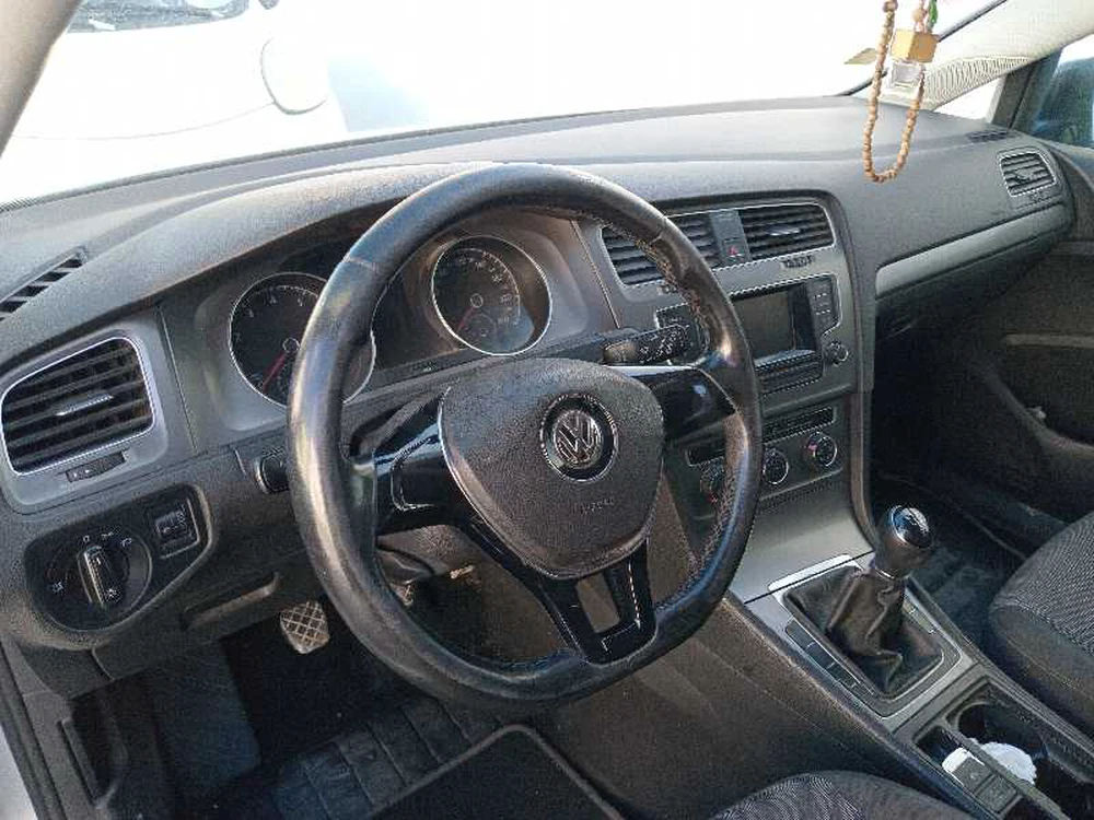 Carte voiture Volkswagen Golf