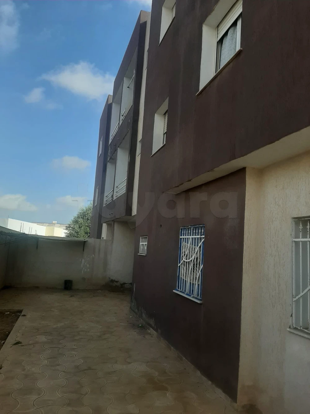 Appartement s+2 rez de chaussée à louer À Gabès
