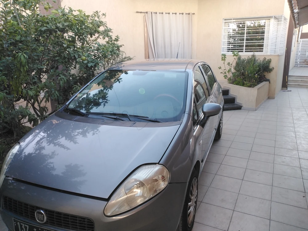 Carte voiture Fiat Grande Punto