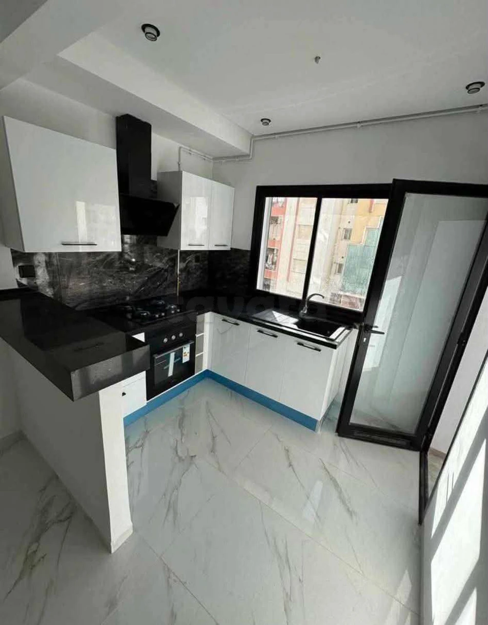 🏡✨ À VENDRE – S+1 À Cité El Wahat, L'Aouina ✨🏡