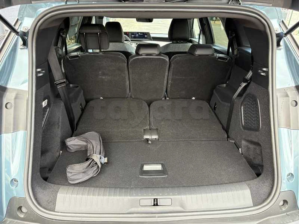 Carte voiture Peugeot 5008