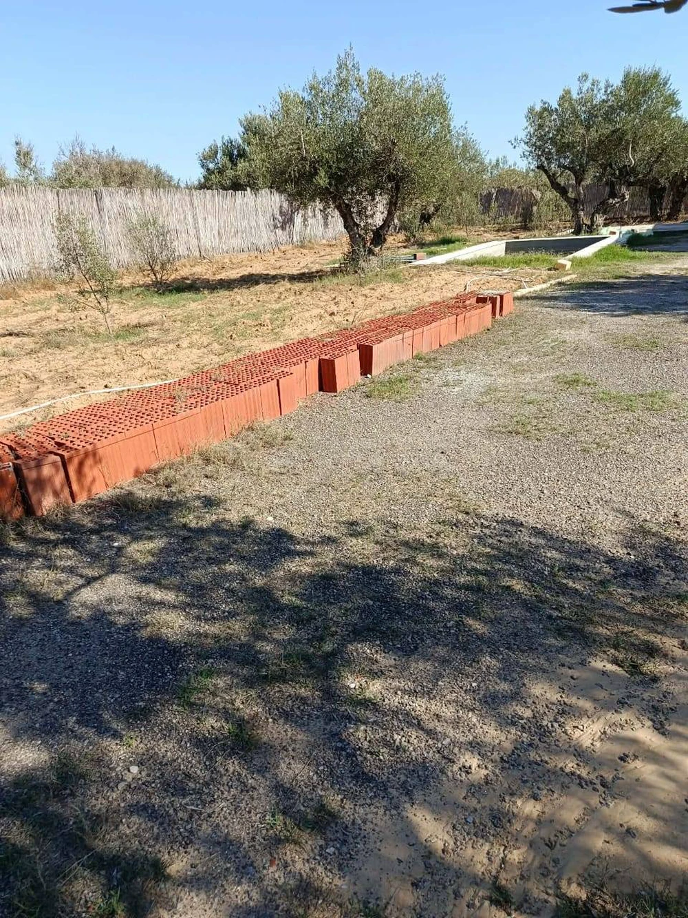 Terrain 1400m²