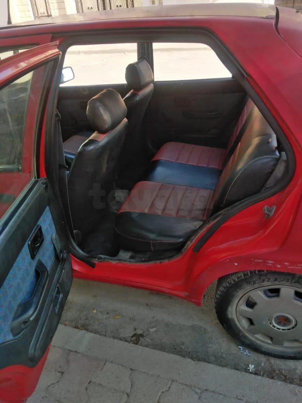 Peugeot 106