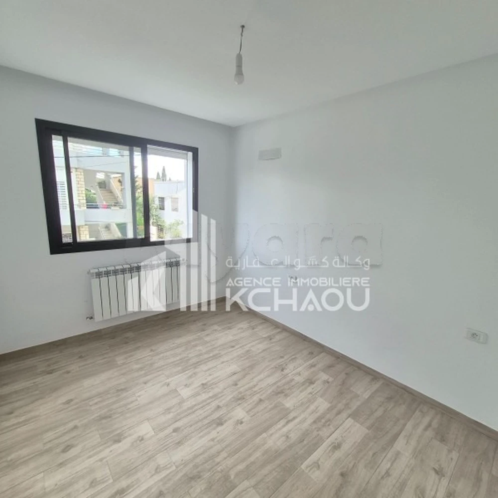 a louer etage villa s+2 jamais habité a la nouvelle ariana
