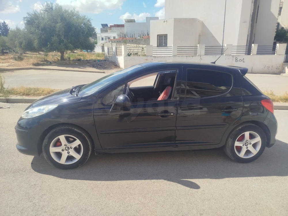Peugeot 207