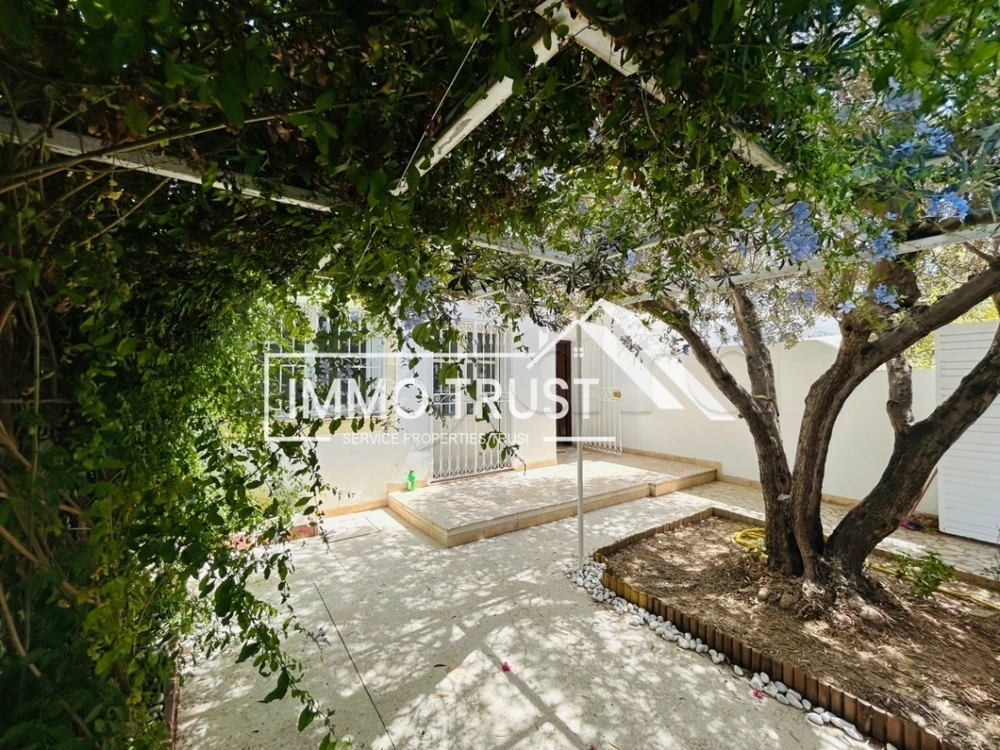 Duplex S+3 à la Marsa .