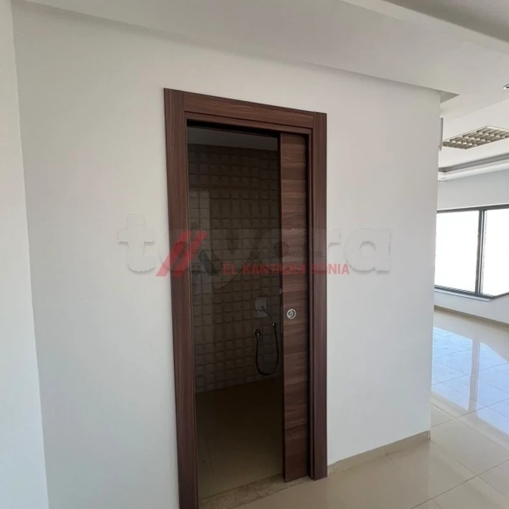 A loué burau s2 à Hammam Sousse