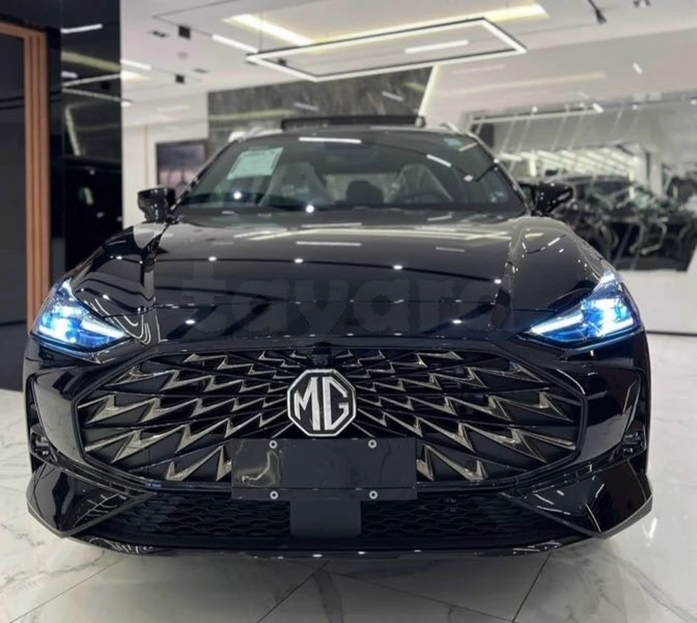 MG HS