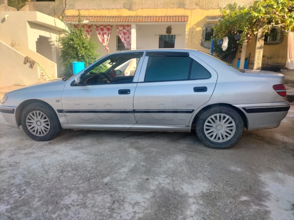 Peugeot 406