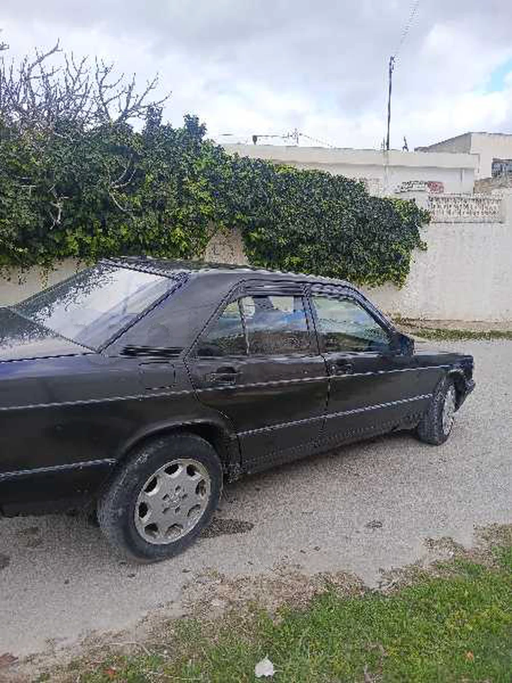Mercedes-Benz 190