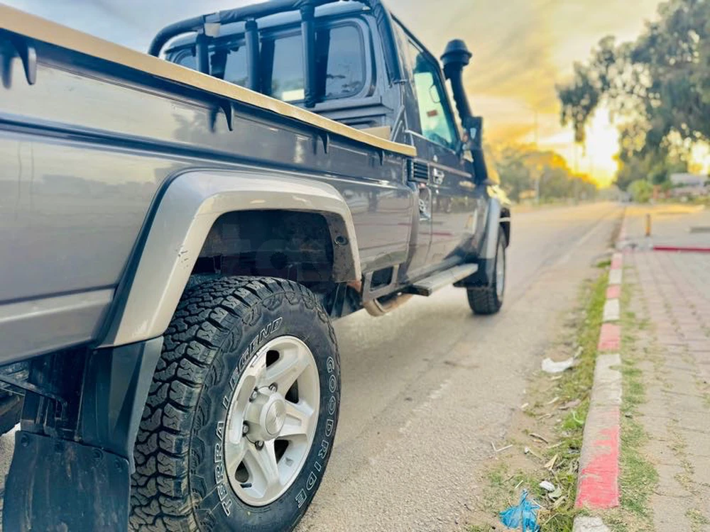 Carte voiture Toyota Land Cruiser