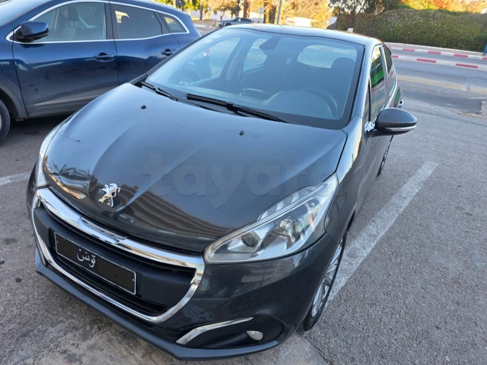 Carte voiture Peugeot 208