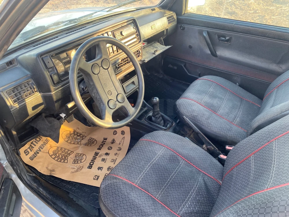 Volkswagen Golf 2