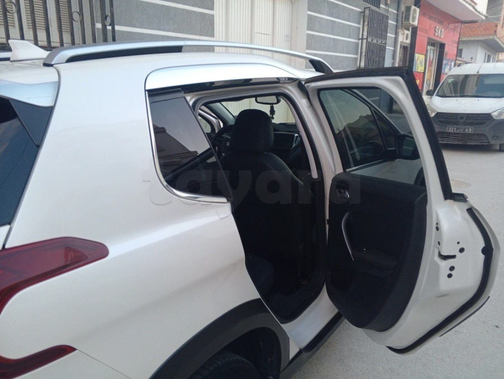 Carte voiture Peugeot 2008