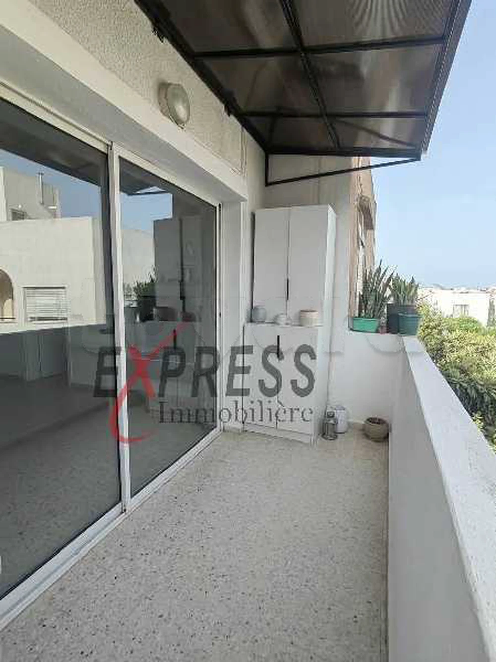 location étage de villa à menzah 8