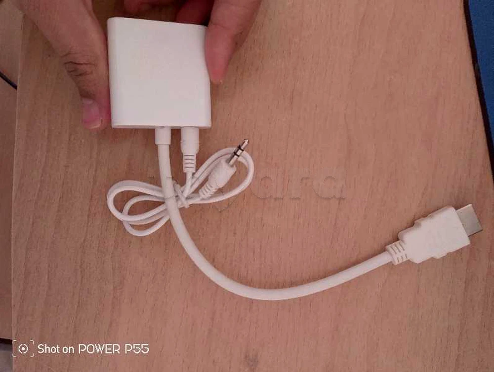UN Adaptateur VGA HDMI