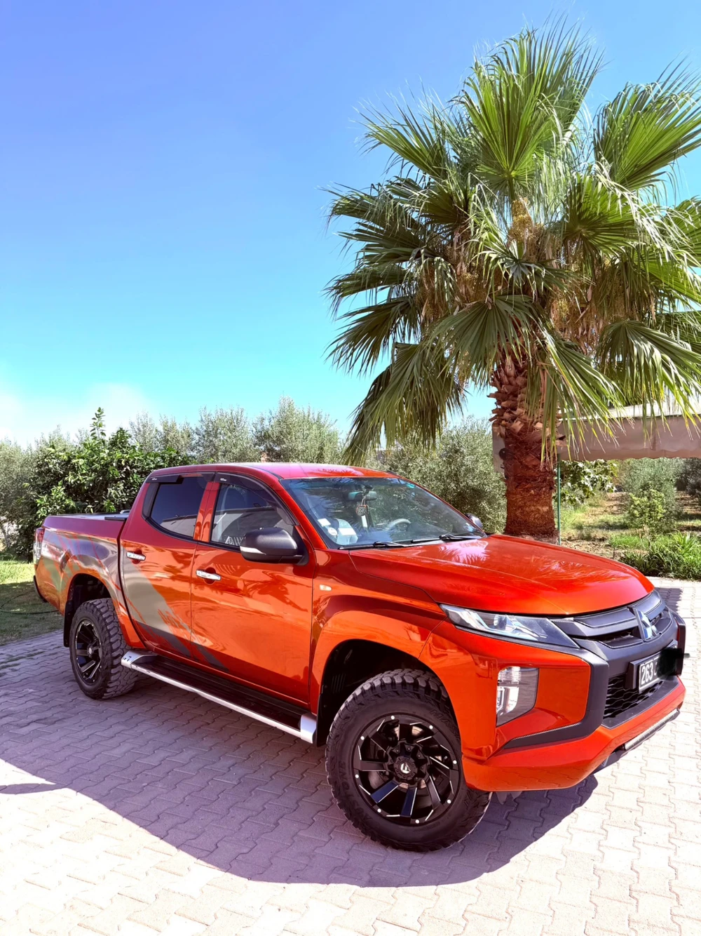 Mitsubishi L200