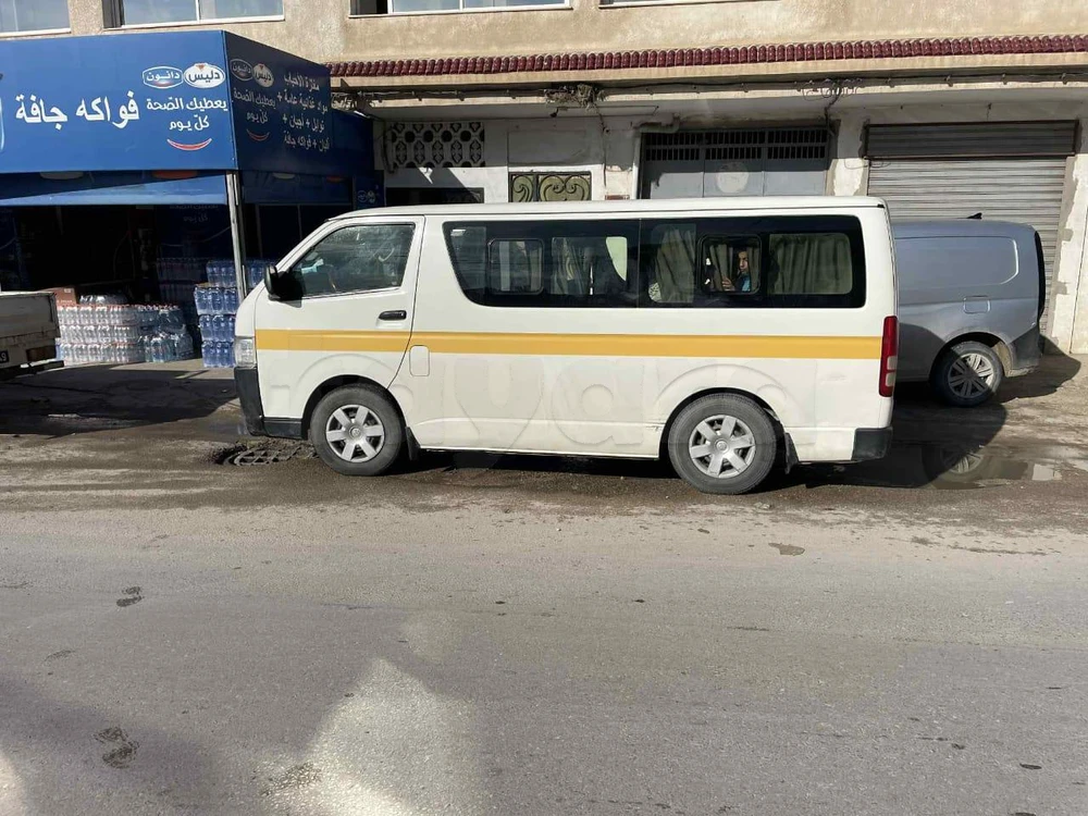 Carte voiture Toyota Hiace