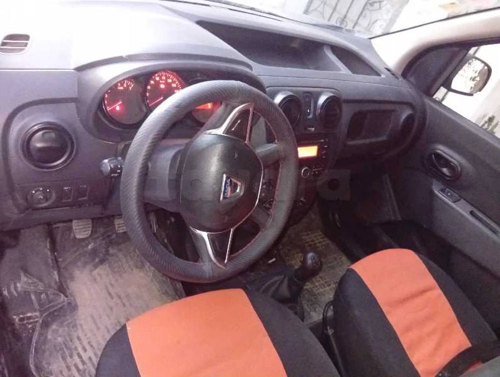 Carte voiture Dacia Dokker