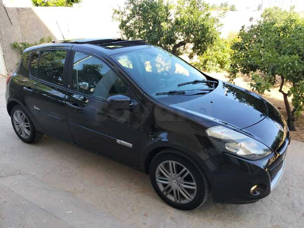Carte voiture Renault Clio
