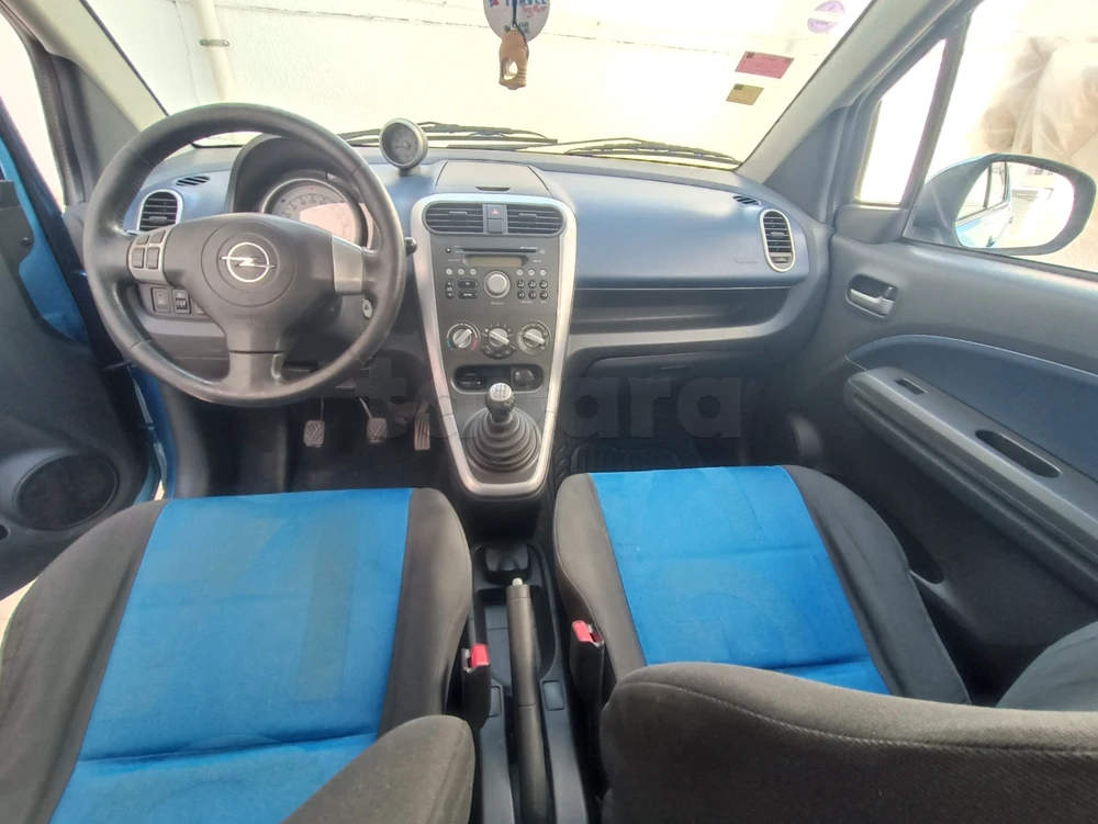 Opel Agila