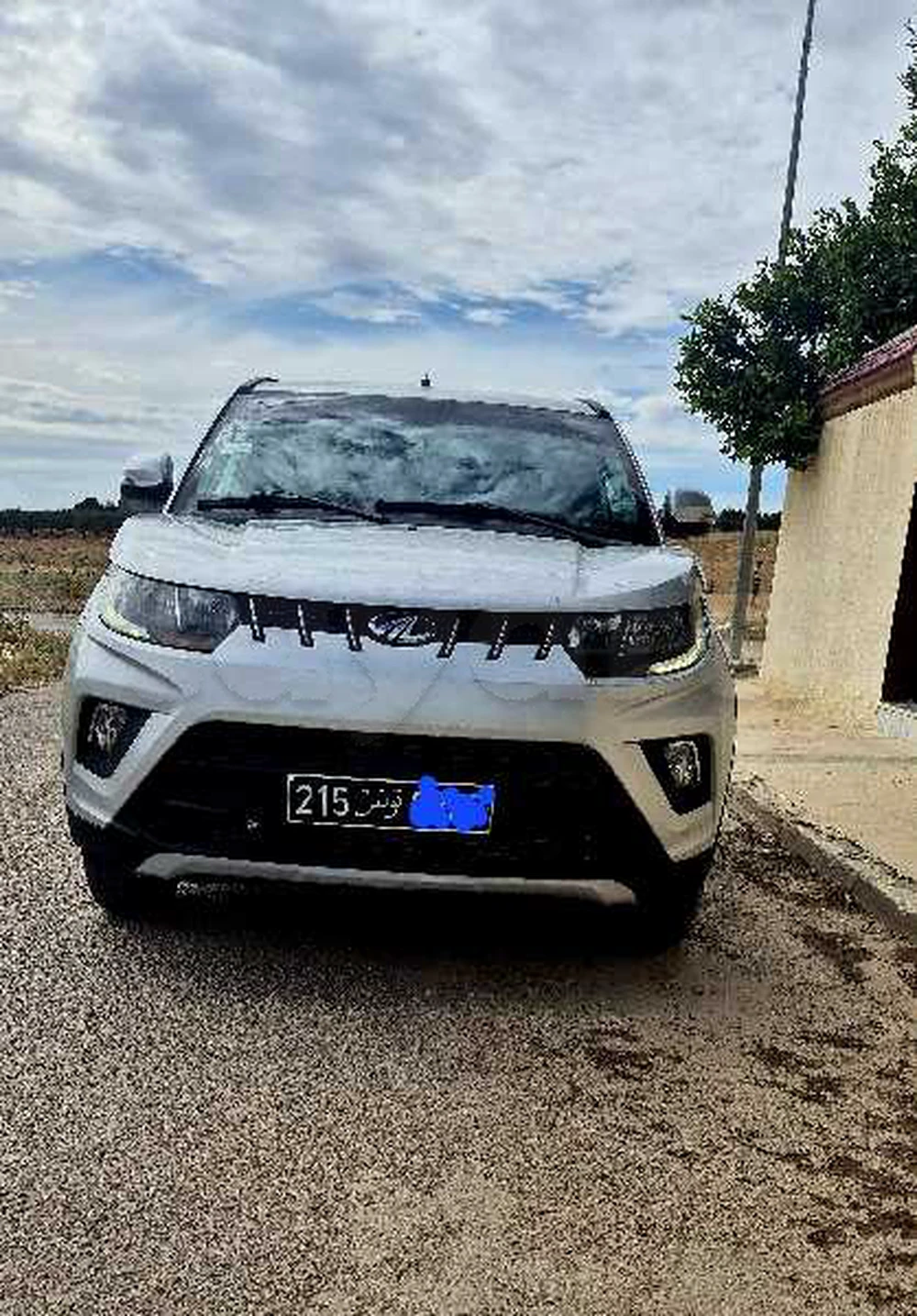 Carte voiture Mahindra Hover