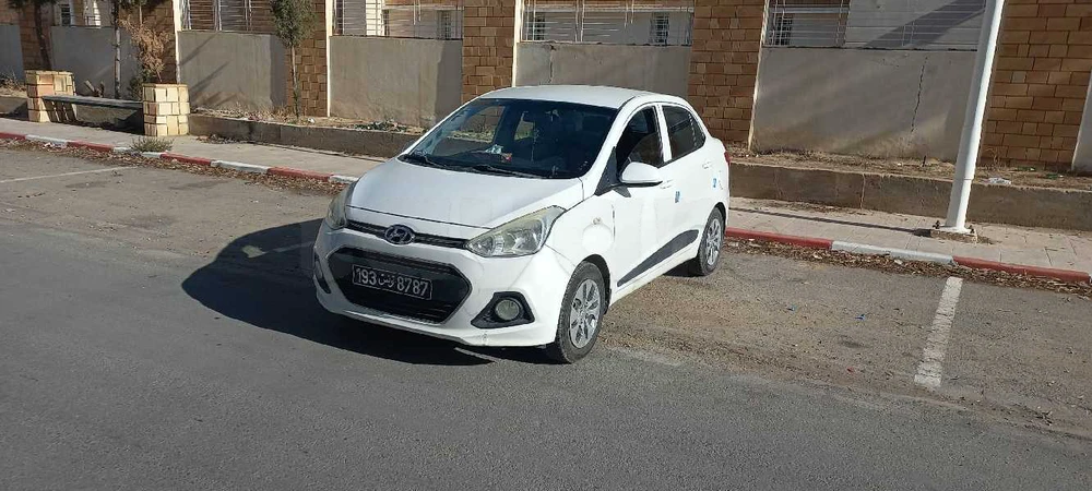 Carte voiture Hyundai i10