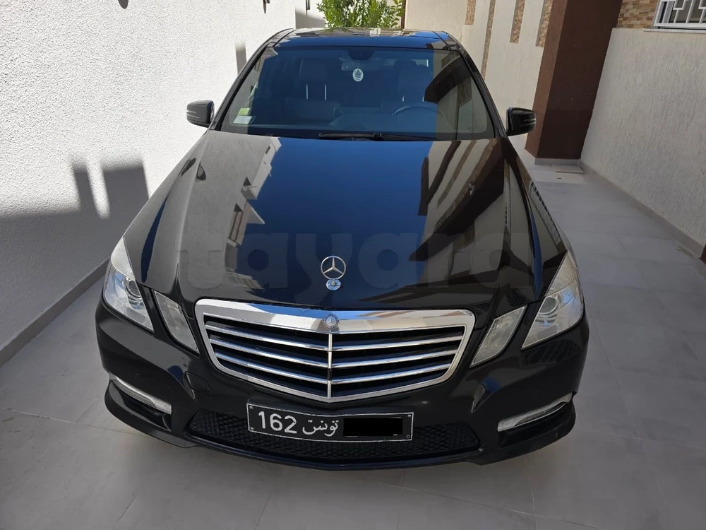 Carte voiture Mercedes-Benz Classe E