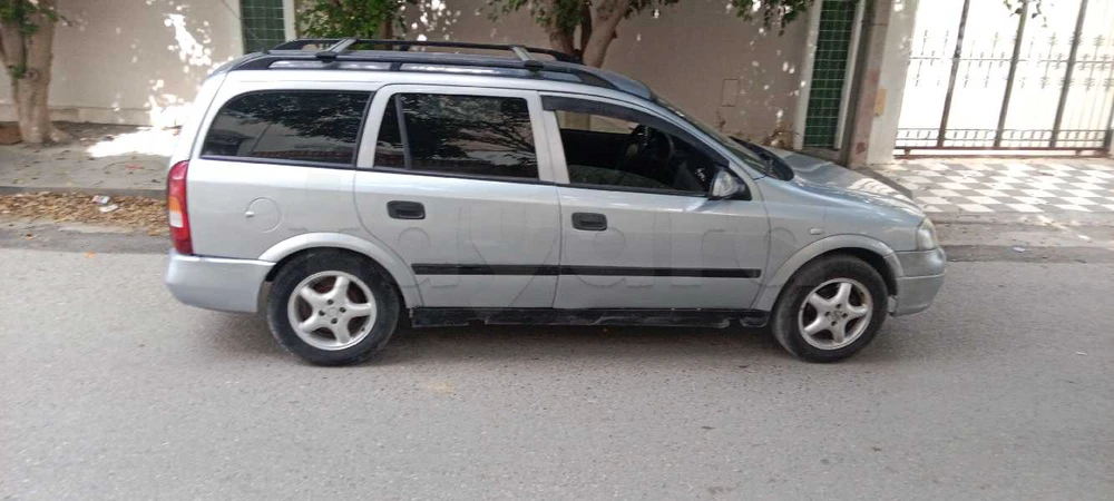 Carte voiture Opel Astra