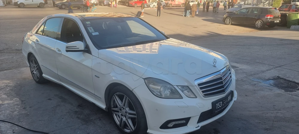 Carte voiture Mercedes-Benz Classe E